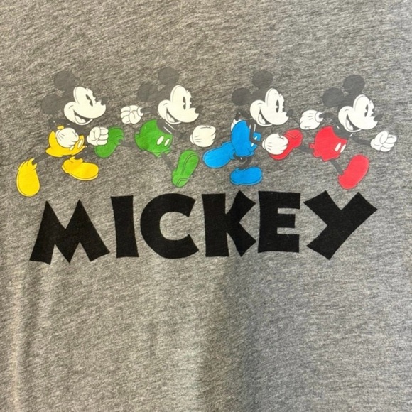 Disney Parks workout top NWOT - Picture 2 of 4